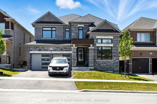 82 Calypso Ave, Minesing, ON, L9X2C5 | Card Image