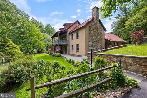 20529 Riggs Hill Way, Brookeville, MD, 20833-2520 | Card Image