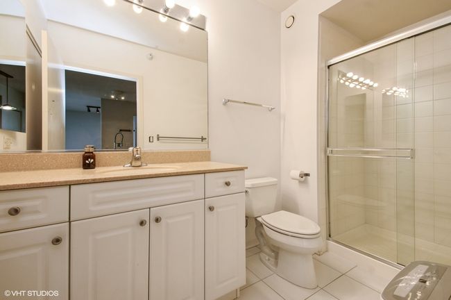 UNIT-1807 - 807 Davis St, Condo with 2 bedrooms, 2 bathrooms and 1 parking in Evanston IL | Image 11