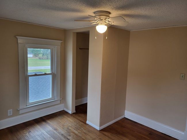 240 Maple St, House other with 5 bedrooms, 3 bathrooms and 2 parking in Paw Paw IL | Image 15