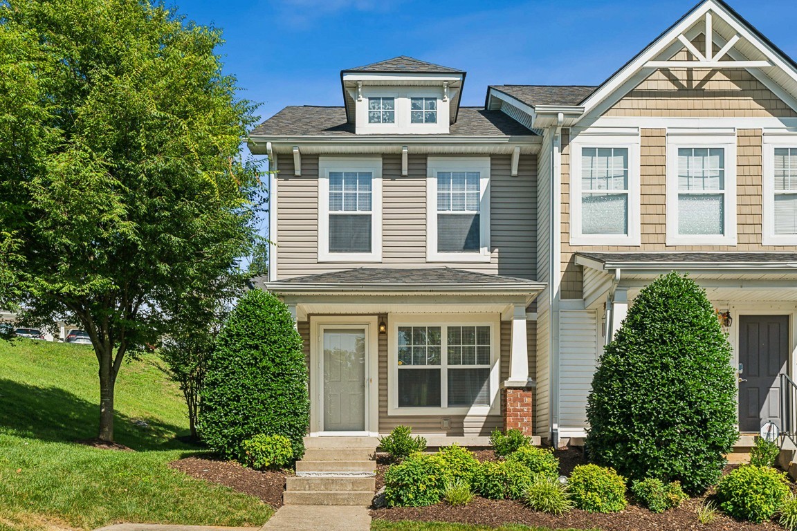 Shadow Glen Dr, Nashville, TN 37211