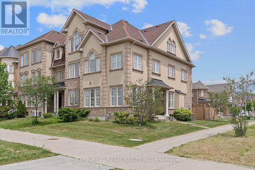 10717 Woodbine Avenue, Markham (Cathedraltown), ON, L6C0H5 | Card Image