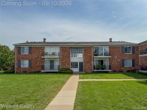 a7-508 Fox Hills Dr N, Bloomfield Hills, MI, 48304-1340 | Card Image
