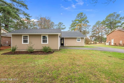 707 Plantation Dr, New Bern, NC, 28562-8839 | Card Image