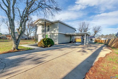 20571 Elkton Rd, Athens, AL, 35614-6703 | Card Image