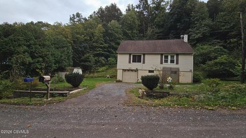 8 Fairview Dr, Bloomsburg, PA, 17815-9161 | Card Image