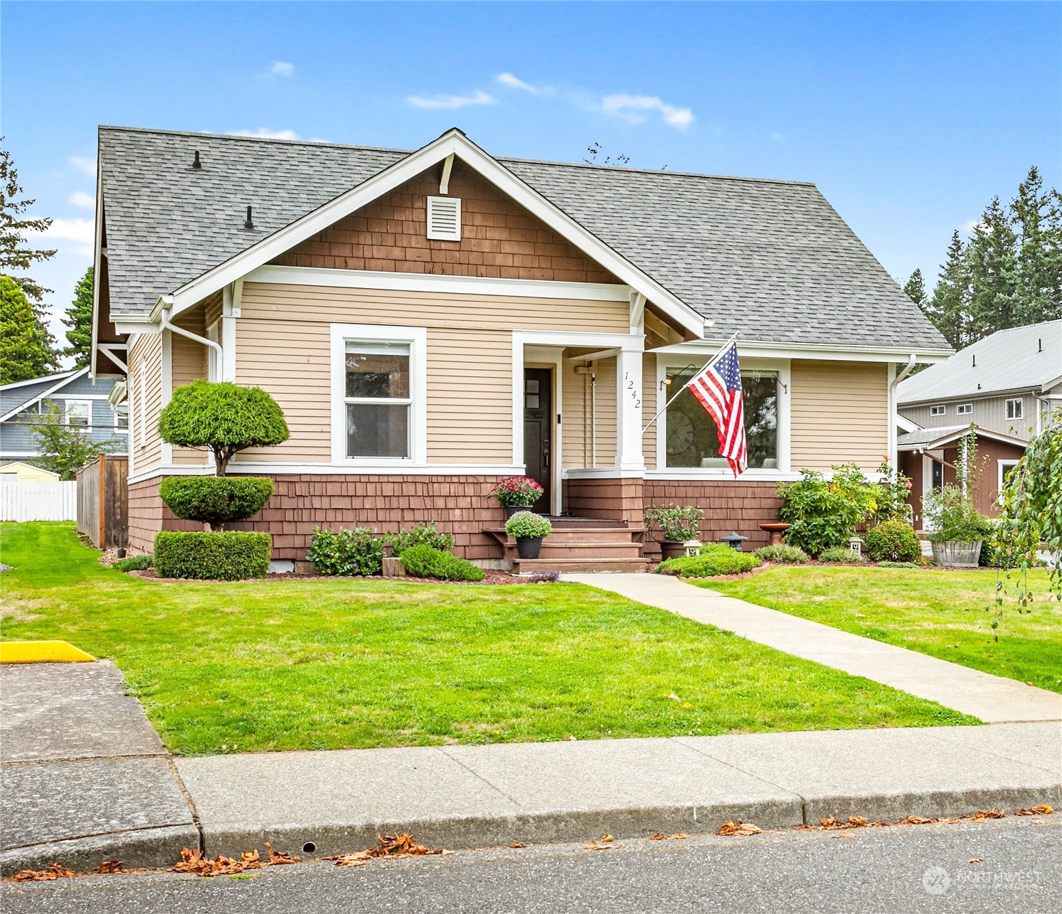 Harrison Ave, Blaine, WA 98230