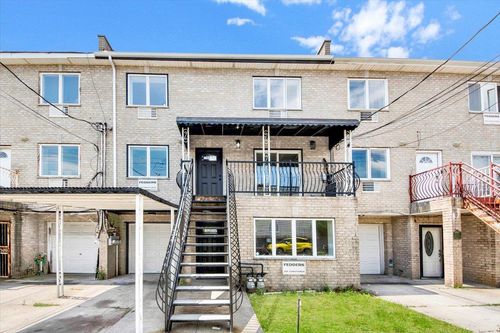 1869 Muliner Ave, Bronx, NY, 10462-3680 | Card Image