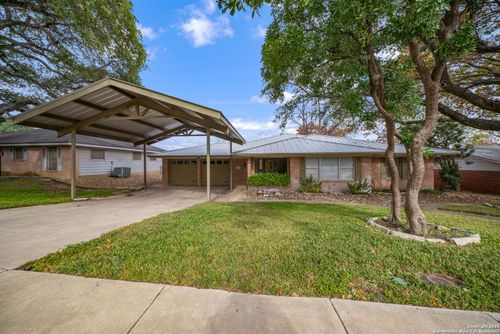 3827 Longridge Dr, San Antonio, TX, 78228-2012 | Card Image