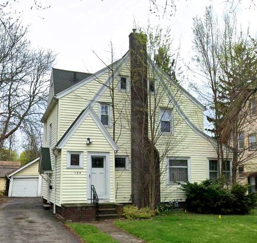 154 Hurstbourne Rd, Irondequoit, NY, 14609-5512 | Card Image