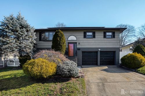 36 Finch St, Metuchen, NJ, 08840-1716 | Card Image