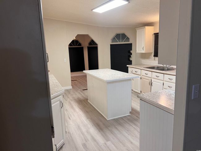 609 Weaver St, House other with 3 bedrooms, 3 bathrooms and 10 parking in Darlington SC | Image 14