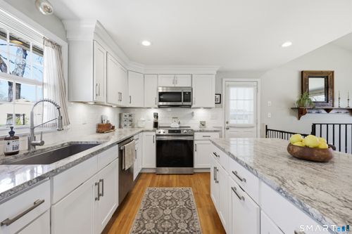 10 Tabor Rd, Enfield, CT, 06082-2055 | Card Image