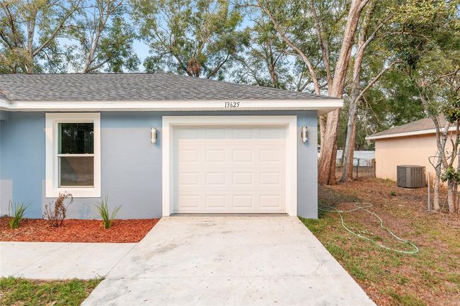 10162 Sw 137 Th Ave, House other with 3 bedrooms, 2 bathrooms and null parking in DUNNELLON FL | Image 4