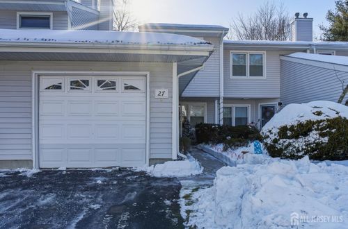 27 Sandpiper Dr, Parlin, NJ, 08859-2149 | Card Image