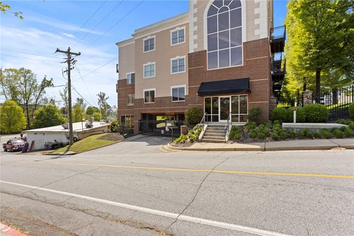 401-101 Oak St, Clemson, SC, 29631-1393 | Card Image
