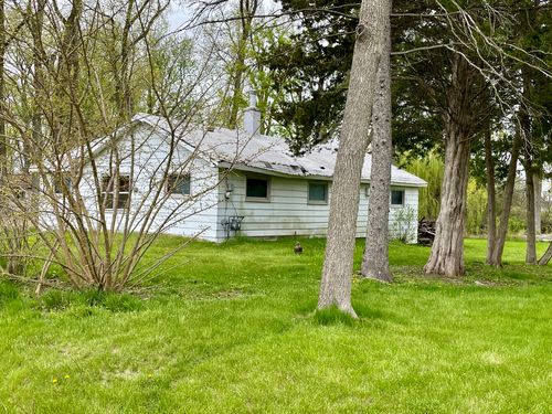 27328 113th St, Trevor, WI, 53179-9735 | Card Image