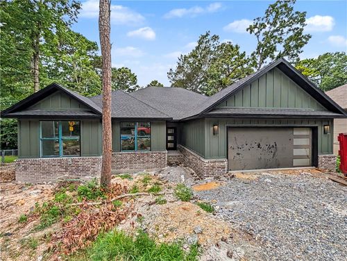 12 Radcliffe Dr, Bella Vista, AR, 72714-4319 | Card Image