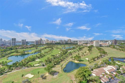 apt-2725-20355 34th Ct, Aventura, FL, 33180-3316 | Card Image