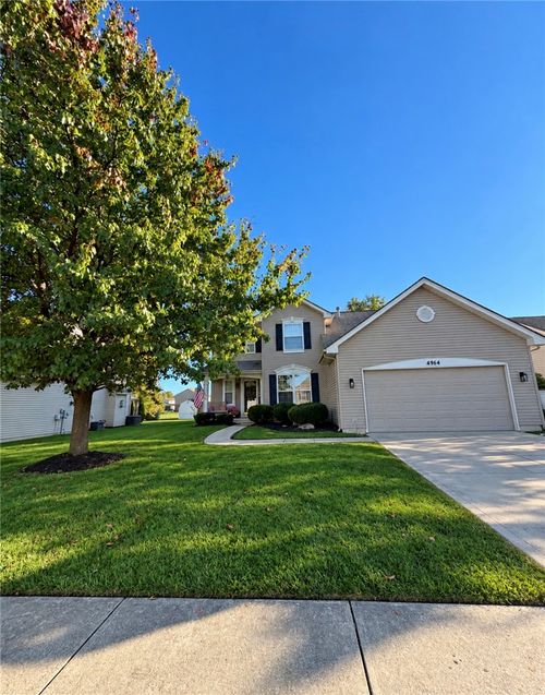 4964 Summerset Drive, Tipp City, OH, 45371 | Card Image