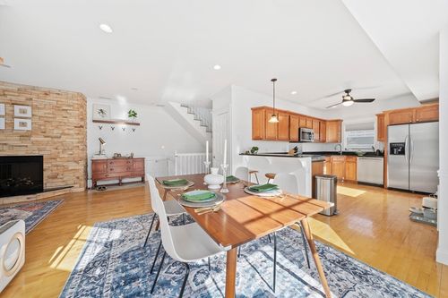 2-40 Pleasant St, Arlington, MA, 02476-6515 | Card Image