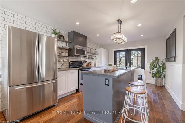 432 Forest Lawn Ave, House other with 3 bedrooms, 0 bathrooms and 5 parking in London ON | Image 15