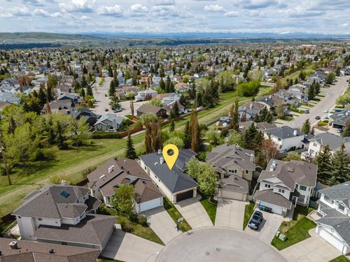 121 Scenic View Bay Nw, Calgary, AB, T3L1Z7 | Card Image