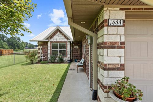 1444 Garner Ln, Longview, TX, 75605-4136 | Card Image