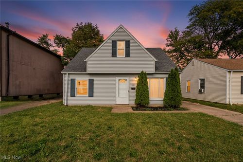12508 Sobieski Ave, Cleveland, OH, 44135-4864 | Card Image