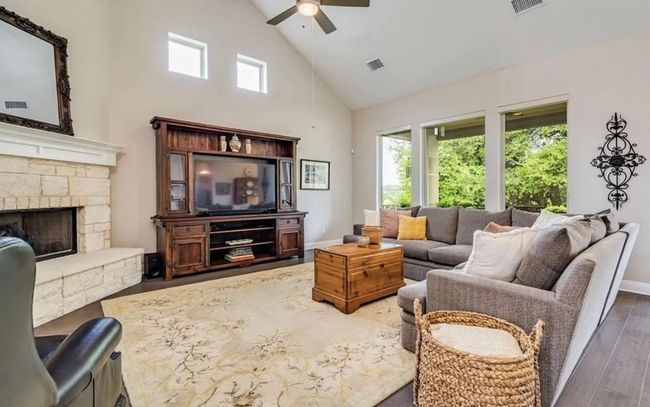 317 Buffalo Cave Rd, House other with 4 bedrooms, 4 bathrooms and null parking in Georgetown TX | Image 8