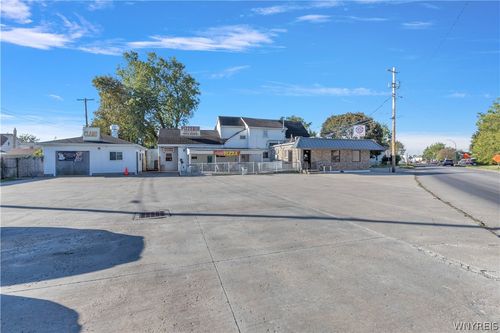 395 Shanley St, Cheektowaga, NY, 14206-2345 | Card Image