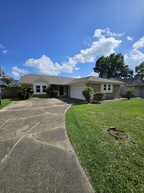 9415 Spellman Rd, Houston, TX, 77031-2228 | Card Image