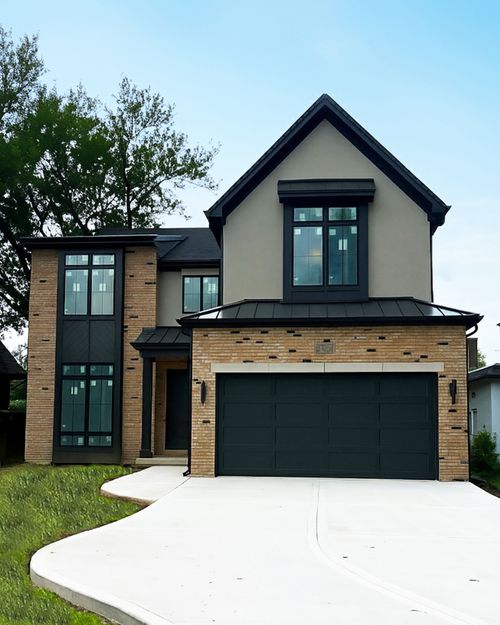 286 N Indiana St, Elmhurst, IL, 60126-2421 | Card Image