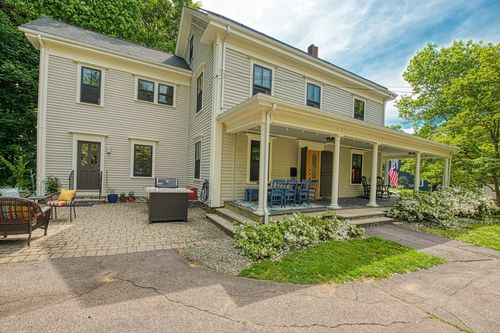 7 Oakland Ave, North Easton, MA, 02356-1831 | Card Image