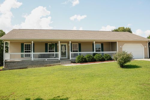 207 Giles Dr, Dayton, TN, 37321-6610 | Card Image
