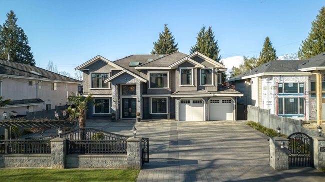 10711 Caithcart Road, House other with 7 bedrooms, 6 bathrooms and 8 parking in Richmond BC | Image 2