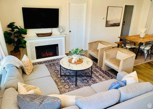 573 Aspen Dr, Garden City, UT, 84028 | Card Image
