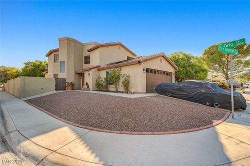 6641 Telegraph Rd, Las Vegas, NV, 89108-5902 | Card Image