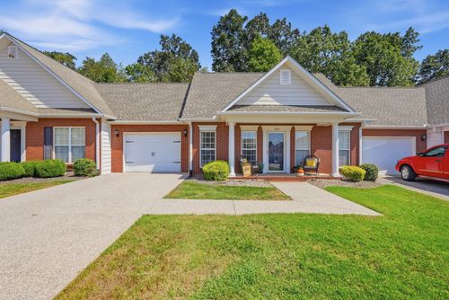 124 Saint James Pl, Cookeville, TN, 38501-4255 | Card Image