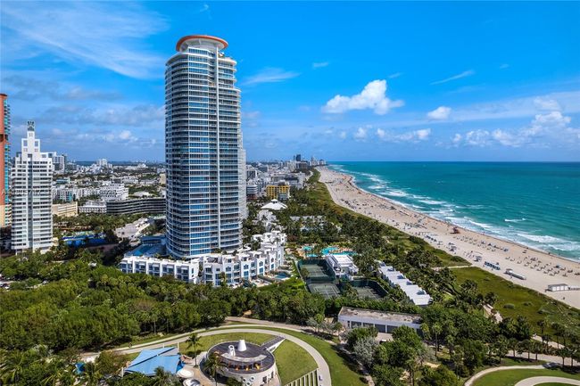 UNIT-13 - 100 S Pointe Dr, Condo with 3 bedrooms, 4 bathrooms and null parking in Miami Beach FL | Image 68