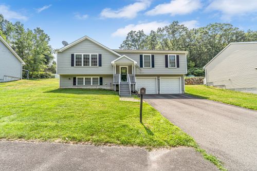 111 Alisha Ln, Waterbury, CT, 06705-5729 | Card Image