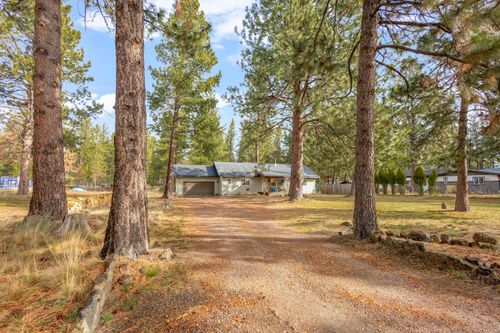 18900 Tuscarora Ln, Bend, OR, 97702-7991 | Card Image