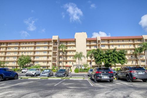 apt-614-3590 Via Poinciana, Lake Worth, FL, 33467-2823 | Card Image