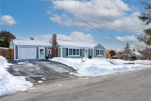 32 Harrington Dr, Johnston, RI, 02919-6404 | Card Image