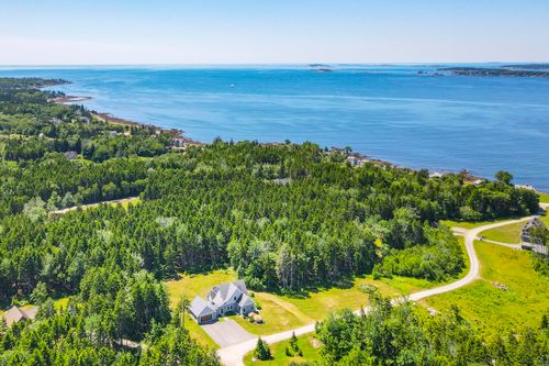41 Jamesey Ct, New Harbor, ME, 04554-4616 | Card Image