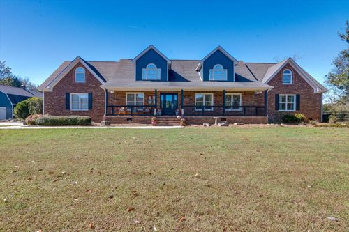 8224 Providence Rd, Ooltewah, TN, 37363-9615 | Card Image