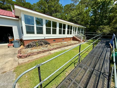195 Firetower Rd, Beaufort, NC, 28516-7109 | Card Image