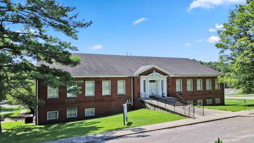 60 Bennett Cir, London, KY, 40741-2842 | Card Image