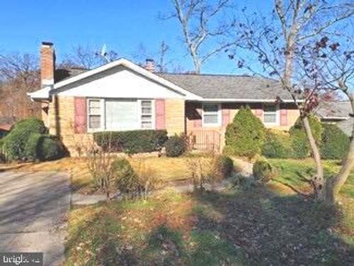 9110 Drake Pl, COLLEGE PARK, MD, 20740-4012 | Card Image