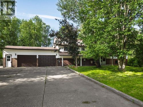 4334 Chestnut Dr, Prince George, BC, V2K2T5 | Card Image